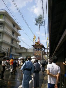 祇園祭雨の様子
